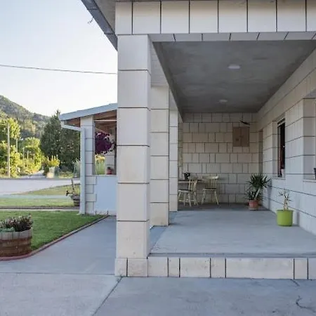 Villa Secret Gem With Private Pool