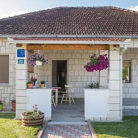 Secret Gem With Private Pool Villa